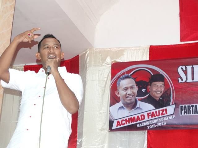 AF: Pejabat harus dikritisi, biar kerja!!!