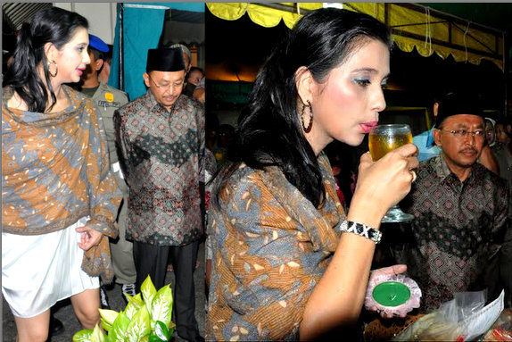 Ini Kesan Ayu Azhari Usai ‘Nyemplung’ di Taman Sare Sumenep