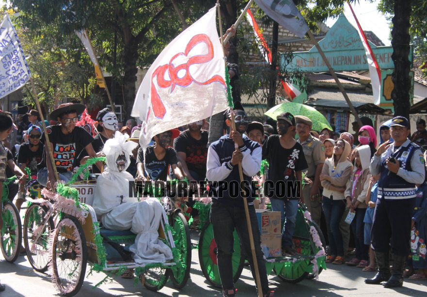 Ada Pocong Naik Becak, Sumenep Heboh