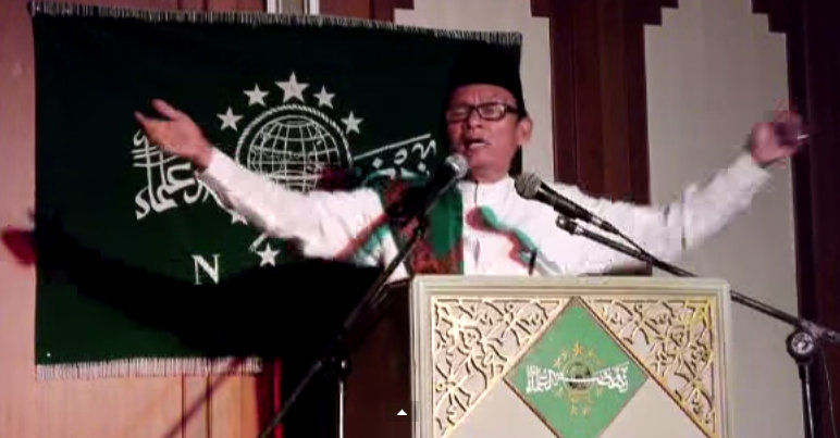 Inilah Puisi D. Zawawi Imron di Muktamar NU ke-33 Jombang