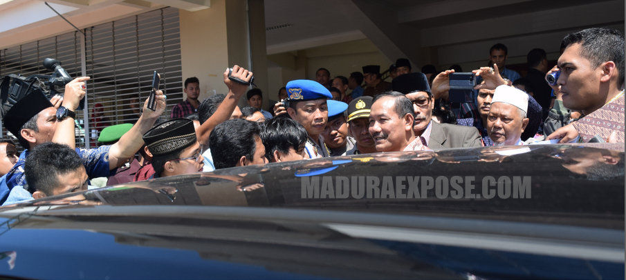Kapolri Buru Otak Intelektual Pembunuh Salim Kancil