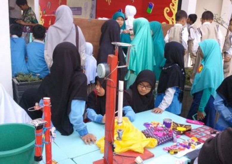 Serunya Belajar Sains di Elfitra Expo 2015