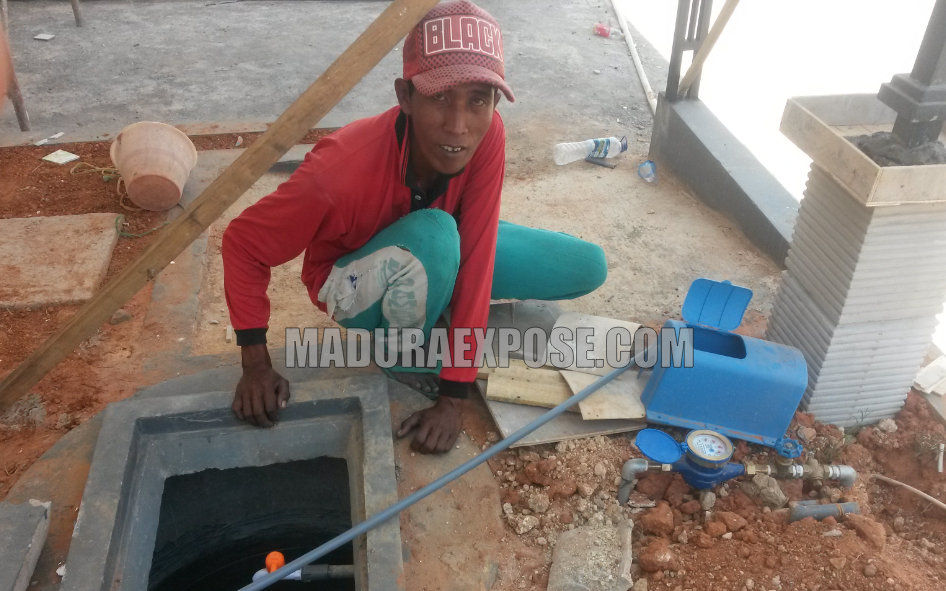 Penghuni Perum Almuna Tuding PDAM Tidak Becus!!! Penghuni Perum Almuna Tuding PDAM Tidak Becus!!!