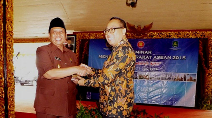 Wabup Sumenep di seminar ekonomi ASEAN