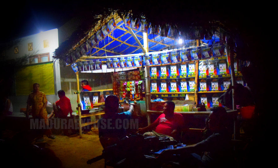Gemerlap Posko Zainal Abidin  ditepi Laut Pasongsongan