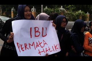 Begini Cara Mahasiswi Merayakan Hari Ibu