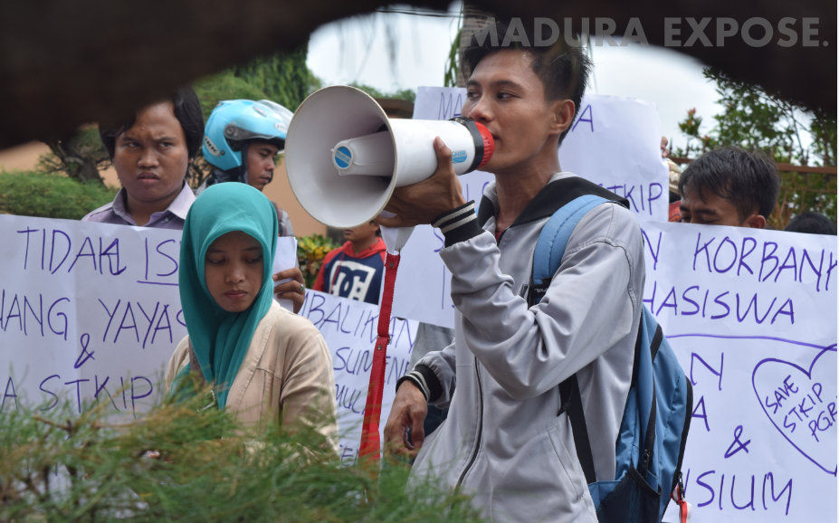 Unras Mahasiswa STKIP: Pemecatan Musaheri Cacat Prosedur