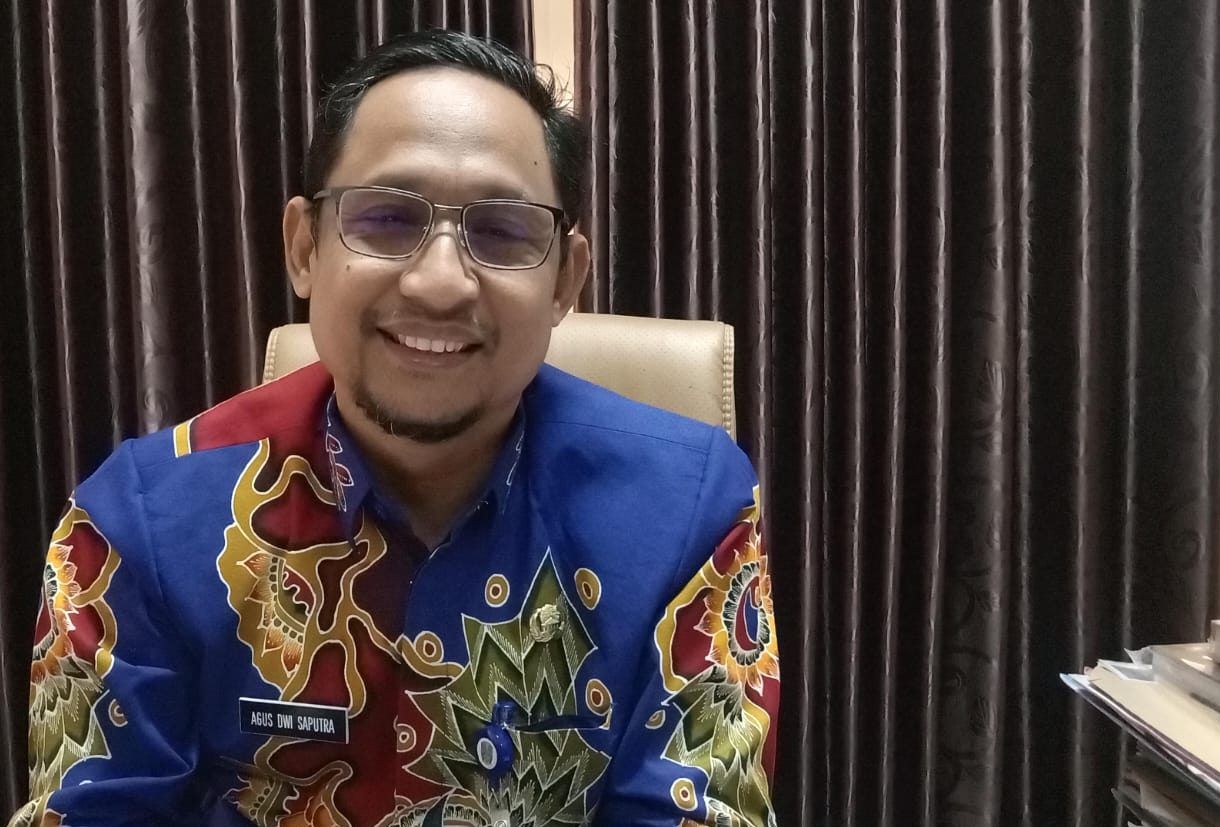 Disdik Sumenep Gerak Cepat Salurkan 16.952 Seragam Gratis, Agus Dwi Saputra: Pengadaan Tuntas, Hanya Menunggu Libur Usai
