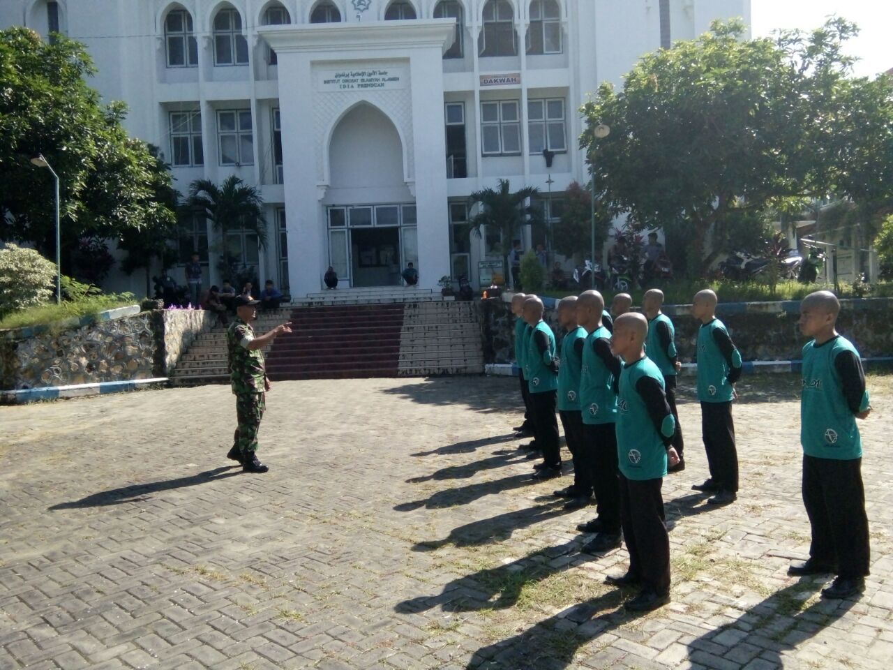 Koramil Peragaan Beri Pembekalan di Kampus Al-Amin