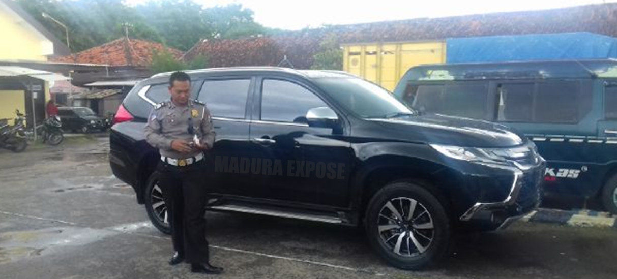Mobil Maut Bupati Sumenep Diamankan Unit Laka Lantas Polres