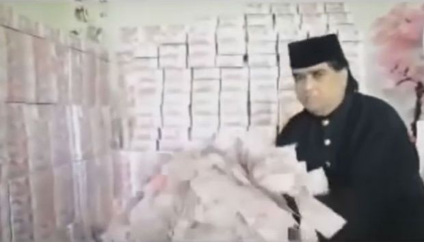 Pengikut Dimas Kanjeng Setor Uang Rp 50 Juta