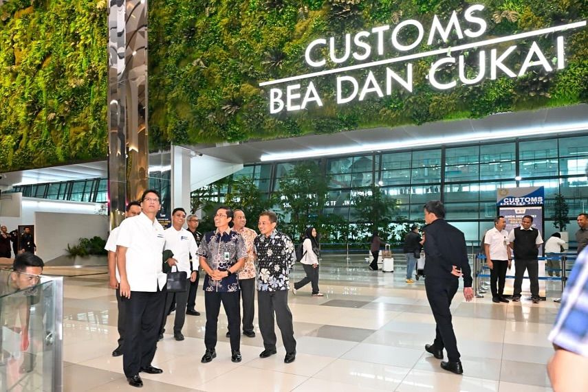 Menkeu Purbaya Guncang Kemenkeu: Setelah Pecat 26 Pegawai Pajak, Bea Cukai Kini Dibidik!