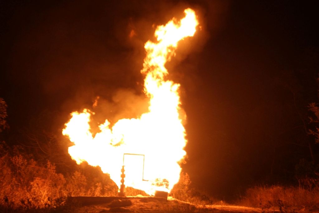 Prosesi Arya Wiraraja Diguncang Semburan Gas Berbahaya di Wilayah Utara