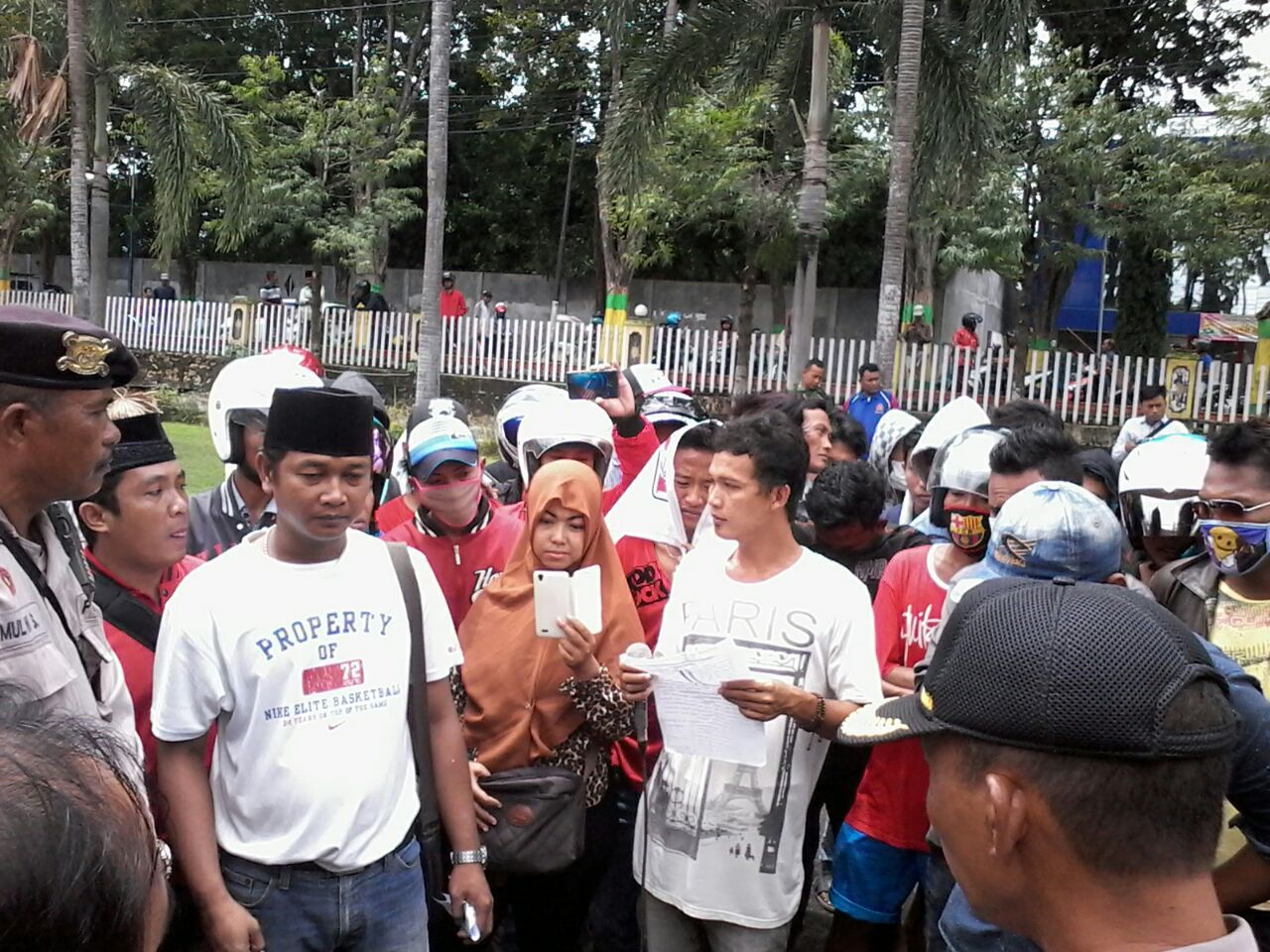Ternyata Ini Yang Memaksa Aktivis Komad Turun Jalan