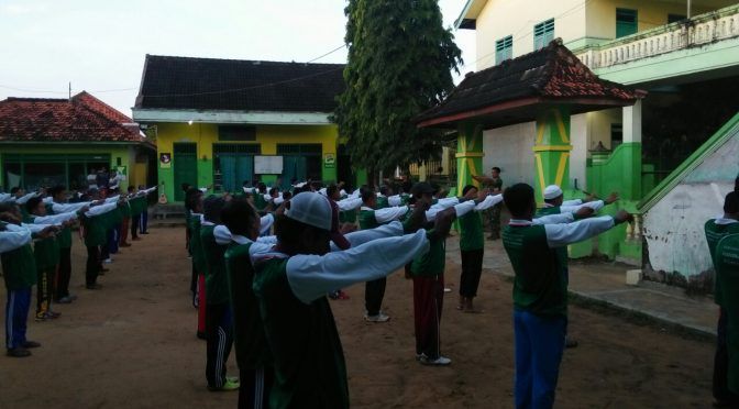 Mengintip Latihan Dasar PBB Dan Senam BABINSA RAMIL 0827/11 Pasongsongan