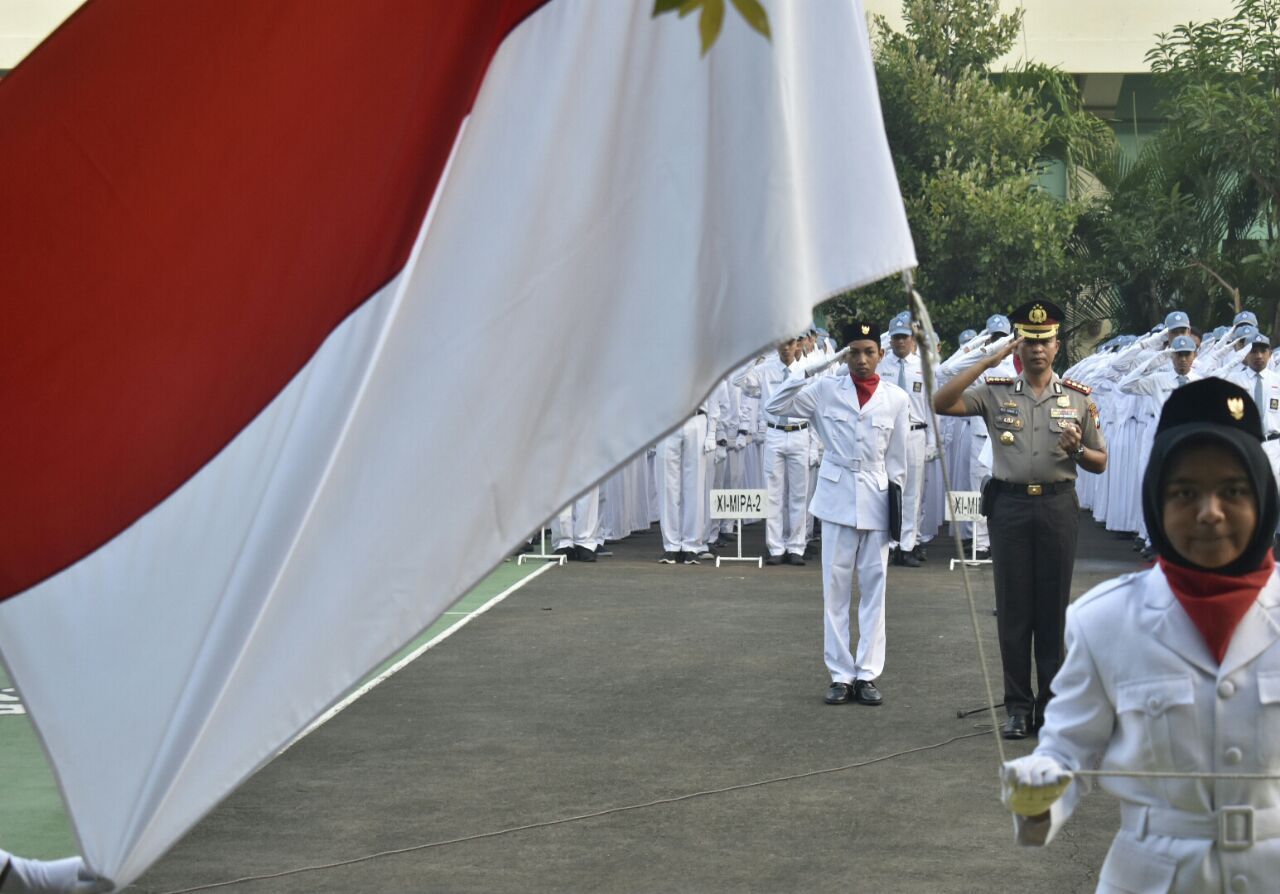 Kapolresta Sidoarjo Jadi Irup di SMAN 2