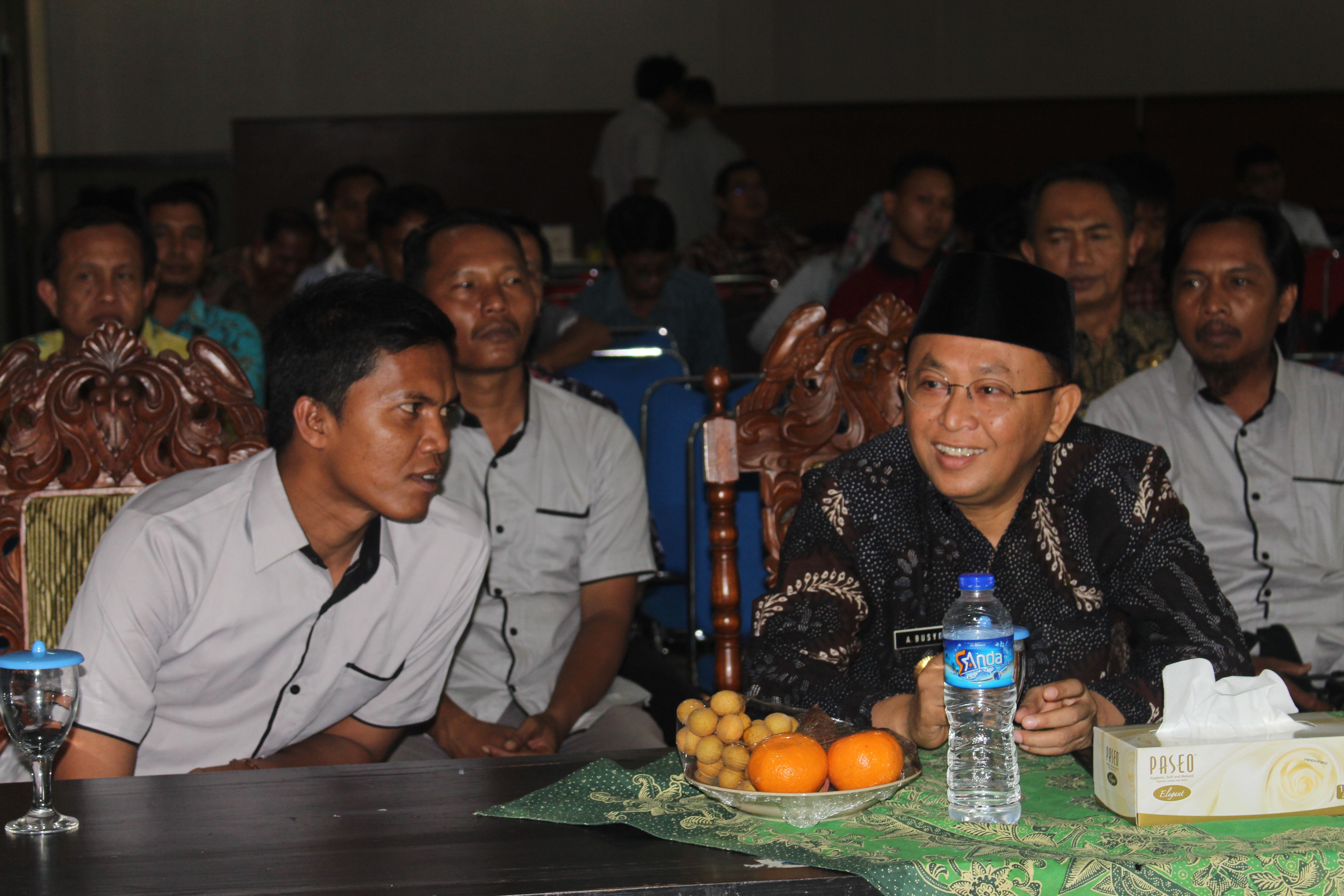 Hadiri Pelantikan, Bupati Sumenep Minta Jurnalis Tak Abaikan Kode Etik