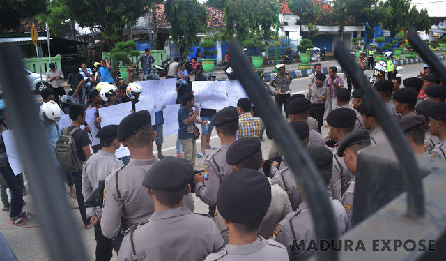 Ketua Fraksi Gerindra Soroti Wabup Soal PKL