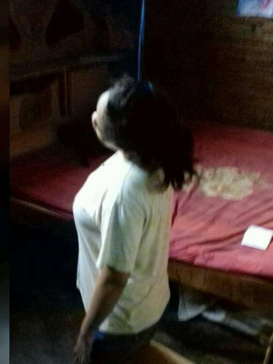 Usai di SMS Sama Pacar, Gadis 18 Tahun Gantung Diri