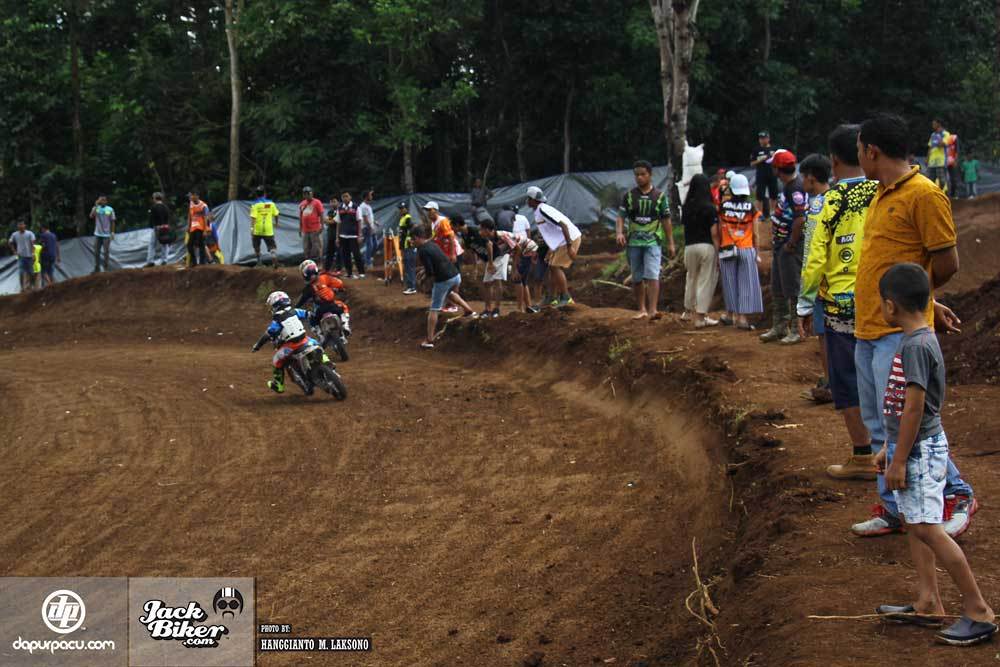 Aksi Konyol Kejurnas Seri 2 Motocross Banten