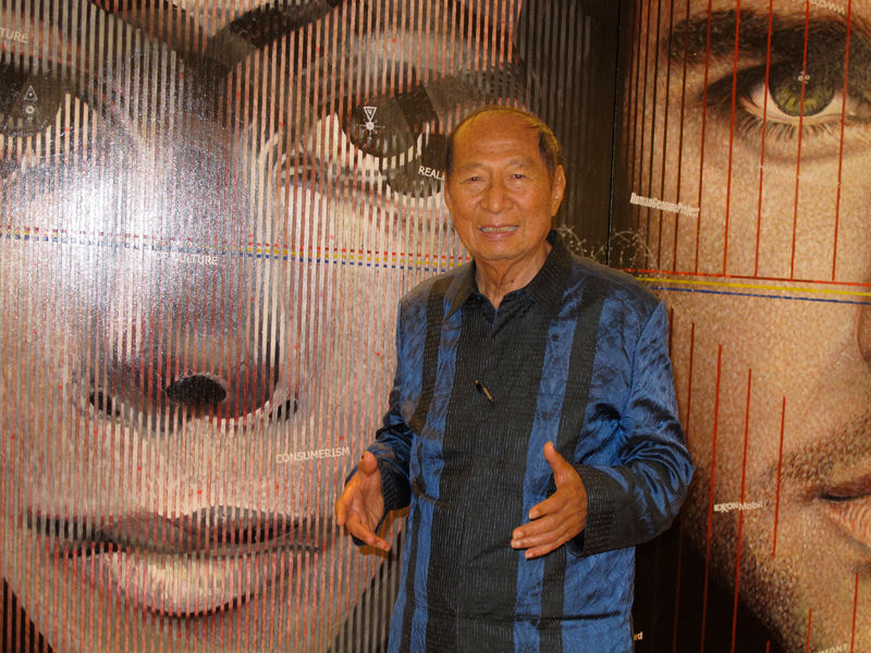 Dialog Ir. Ciputra & Moeslimin, BBA : ” Nyoal Lukisan Hendra Berhadiah Rumah Mewah.” Dialog Ir. Ciputra & Moeslimin, BBA : ” Nyoal Lukisan Hendra Berhadiah Rumah Mewah.”