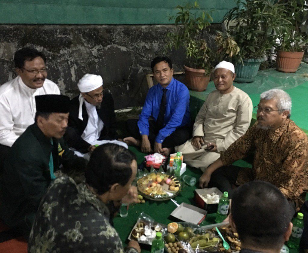 Yusril Buka Puasa Bersama Tokoh Sampang
