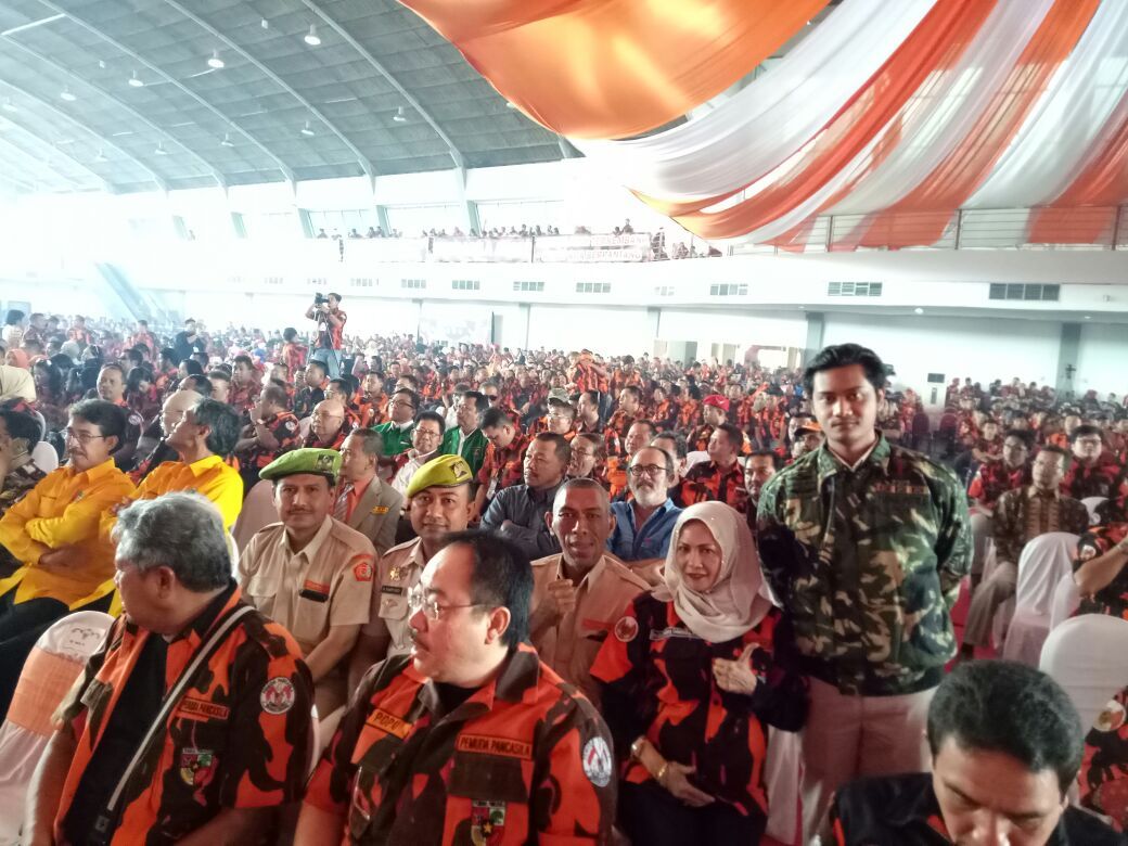 Spektakuler PP :  Berbagi Kasih dan Rejeki Kepada Rakyat