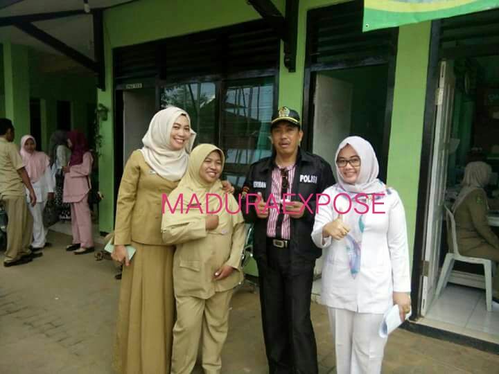 Heboh, Ketua DPRD Selfie Hot Dengan Wanita Cantik Saat Sidak Puskesmas