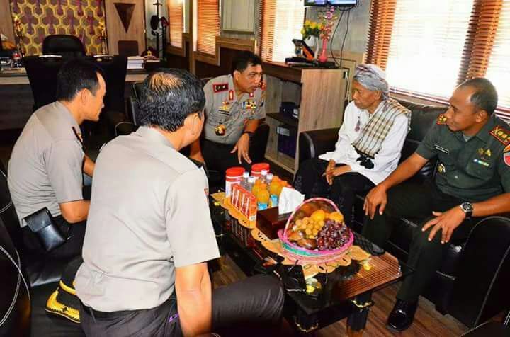 Mendadak Kapolda Jatim Datangi Kiai Pamekasan