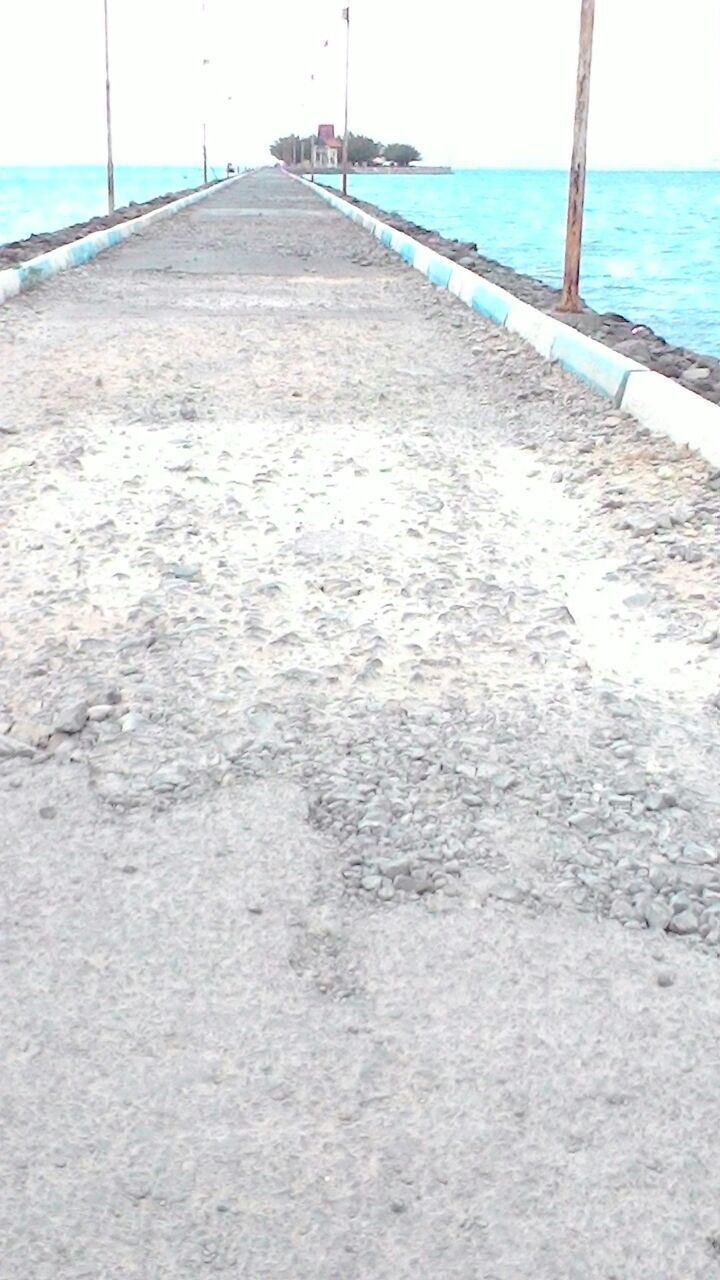 Jalan Utama Menuju Kecamatan Raas Rusak Berat