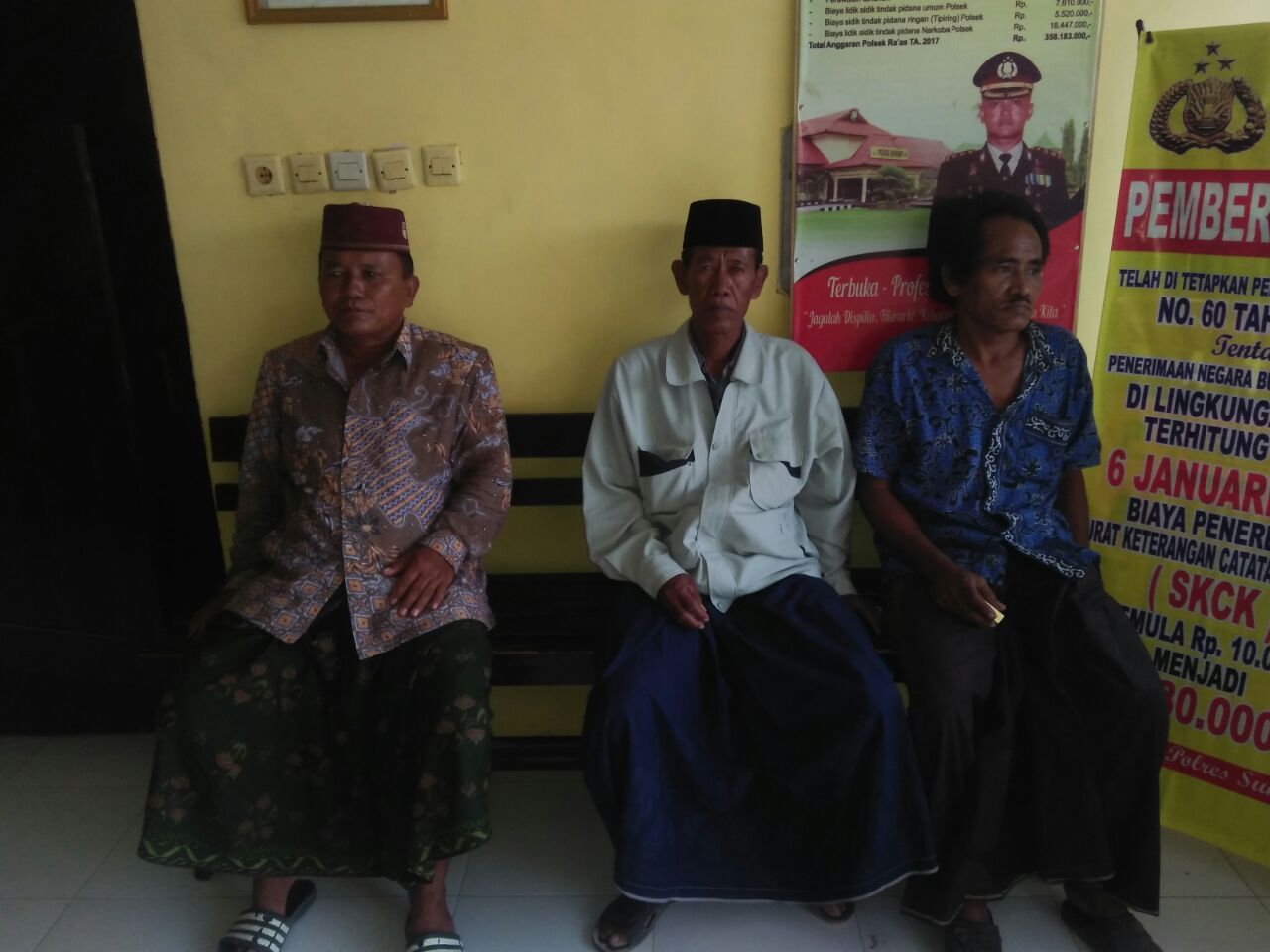 Astaghfirullah, Pak Haji Ditangkap Anggota Polsek Raas