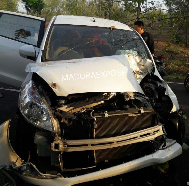 Mobil Ertiga Kecelakaan di Gunung Gigir