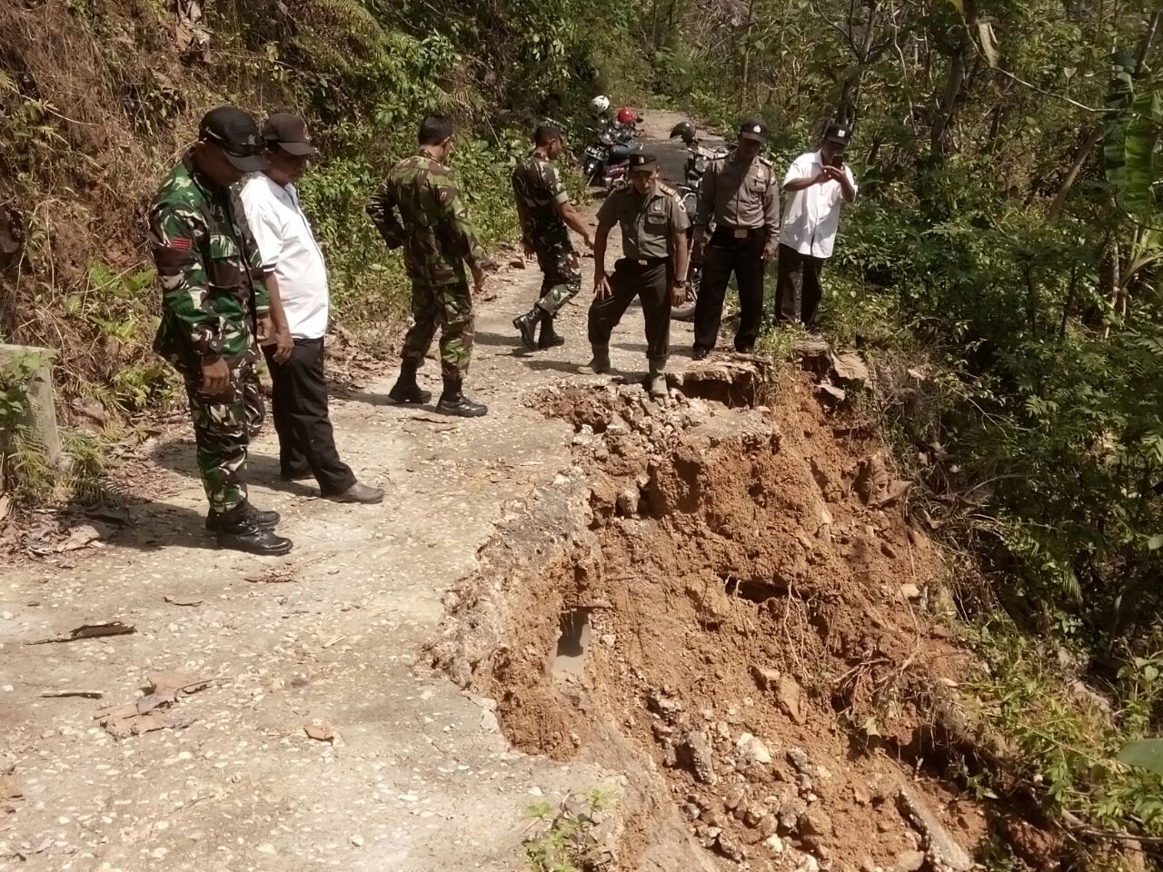 Desa Sentol Daya Diguncang Bencana dan Longsor