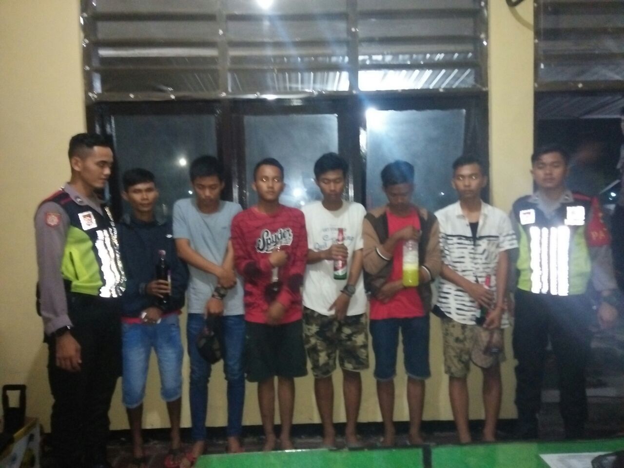 Pesta Miras,  6 Pemuda Sumenep Diamankan Polisi