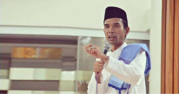 Ust. Abdul Somad Mimpi Buruk Bagi Para Pemecah-Belah