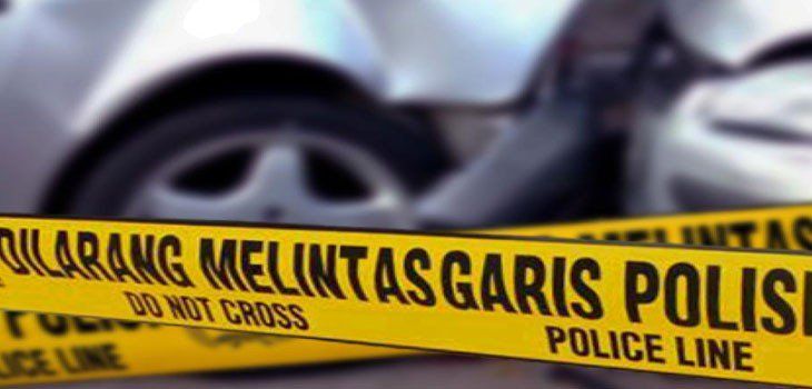 Detik-Detik Api Membakar Bus Jurusan Sumenep-Malang