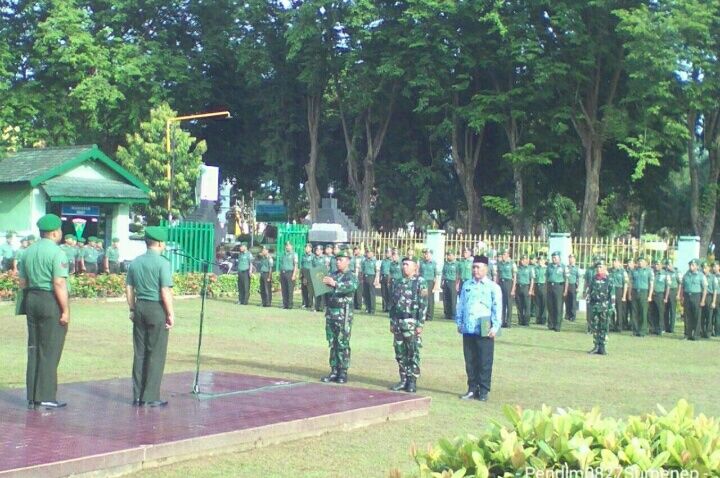 Kasdim 0827 Sumenep Sebagai Inspektur Upacara Bendera Merah Putih
