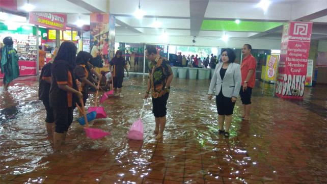 DPRD Surabaya Minta Penuntasan Banjir jadi Prioritas