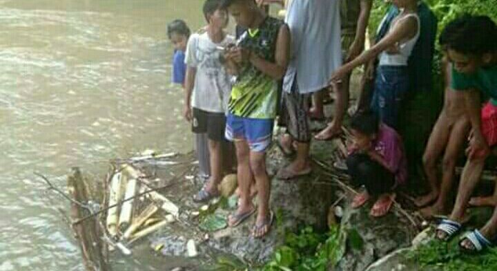 Warga Temukan Bayi Mengapung di Sungai