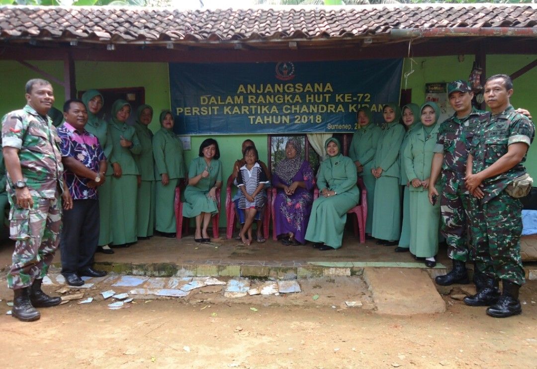 HUT Ke 72, Ketua Persit KCK Kodim Sumenep Gelar Bhakti Sosial