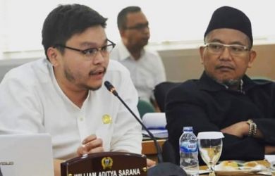 Habis Buka-bukaan Anggaran Lem Aibon Pemprov DKI, William Aditya Dilaporkan Langgar Kode Etik