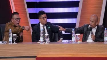 Masinton PDIP dan Saor Siagian Ribut di ILC