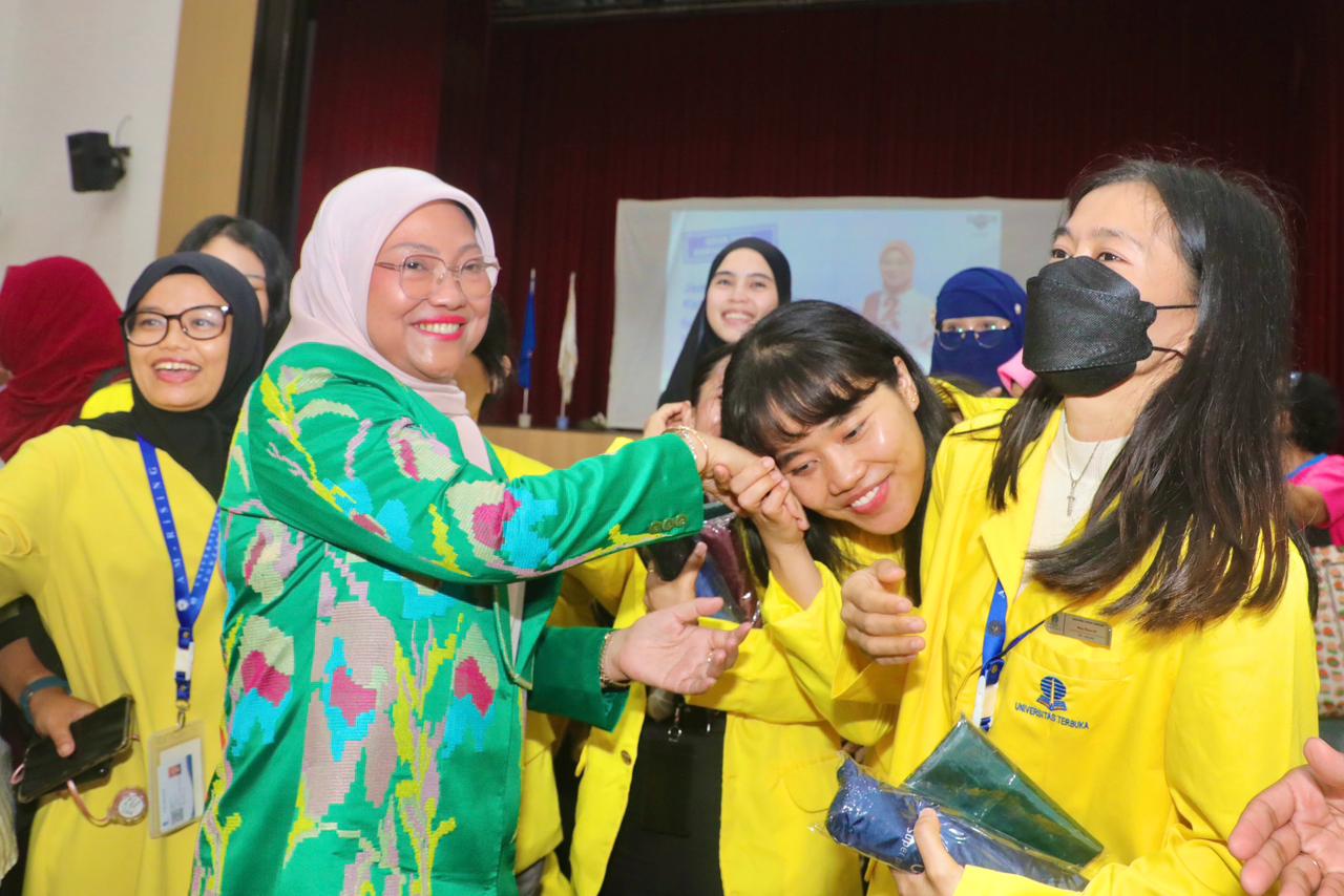 Sumbang Devisa Terbesar Kedua, Pemerintah Maksimalkan Pelindungan Pekerja Migran