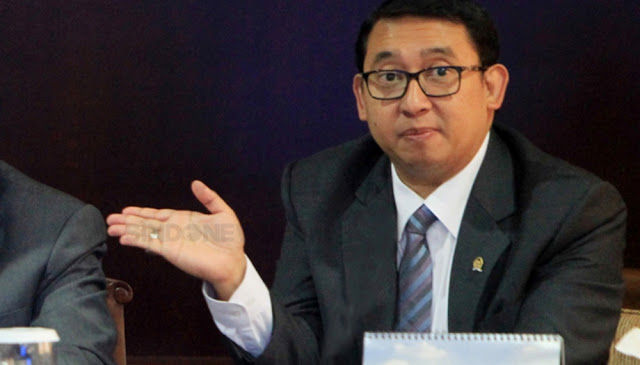 Fadli Zon: Warga Ngurus e-KTP Dibilang Blankonya Kosong, Giliran Buronan 30 Menit Sudah Jadi