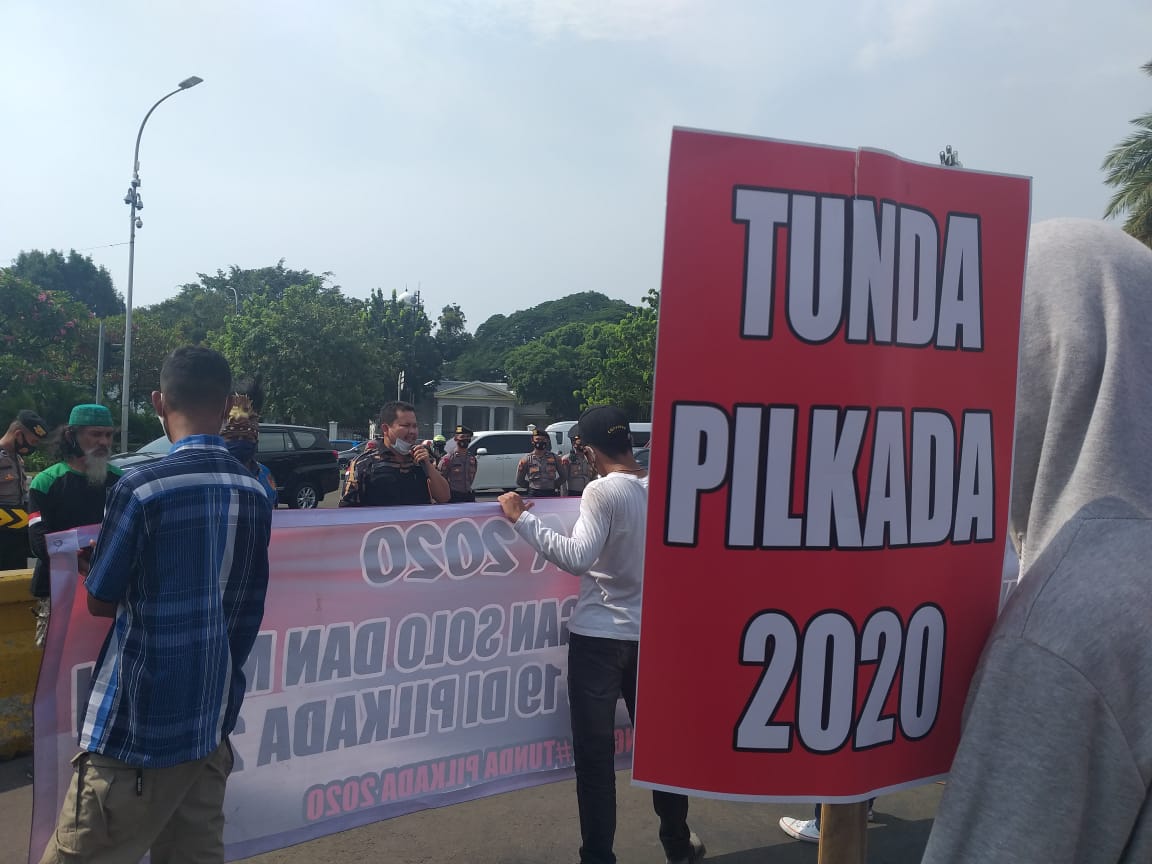 Koalisi Tunda Pilkada 2020 Demo Komnas HAM, Minta Presiden Dipanggil Terkait Pelanggaran Kemanusiaan