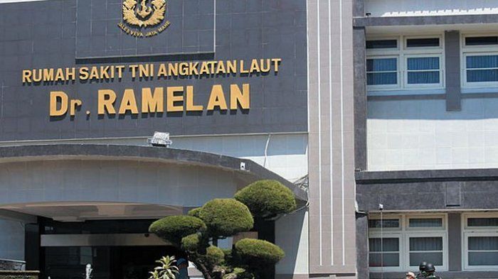 Bapaslon Achmad Fauzi-Dewi Khalifah Ikuti Tes Kesehatan di RSAL Surabaya