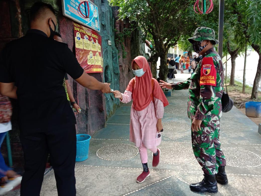 Pandemi Belum Berakhir, Babinsa Jajaran Koramil  0827/03  Manding Gencar Lakukan Himbauan