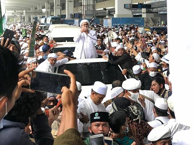 Hati-Hatilah Kalian, Habib Rizieq Itu Bukan Penjahat