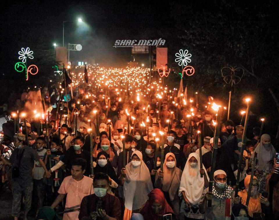 Allahu Akbar! Pawai Obor di Poso Menyambut Bulan Suci Ramadhan