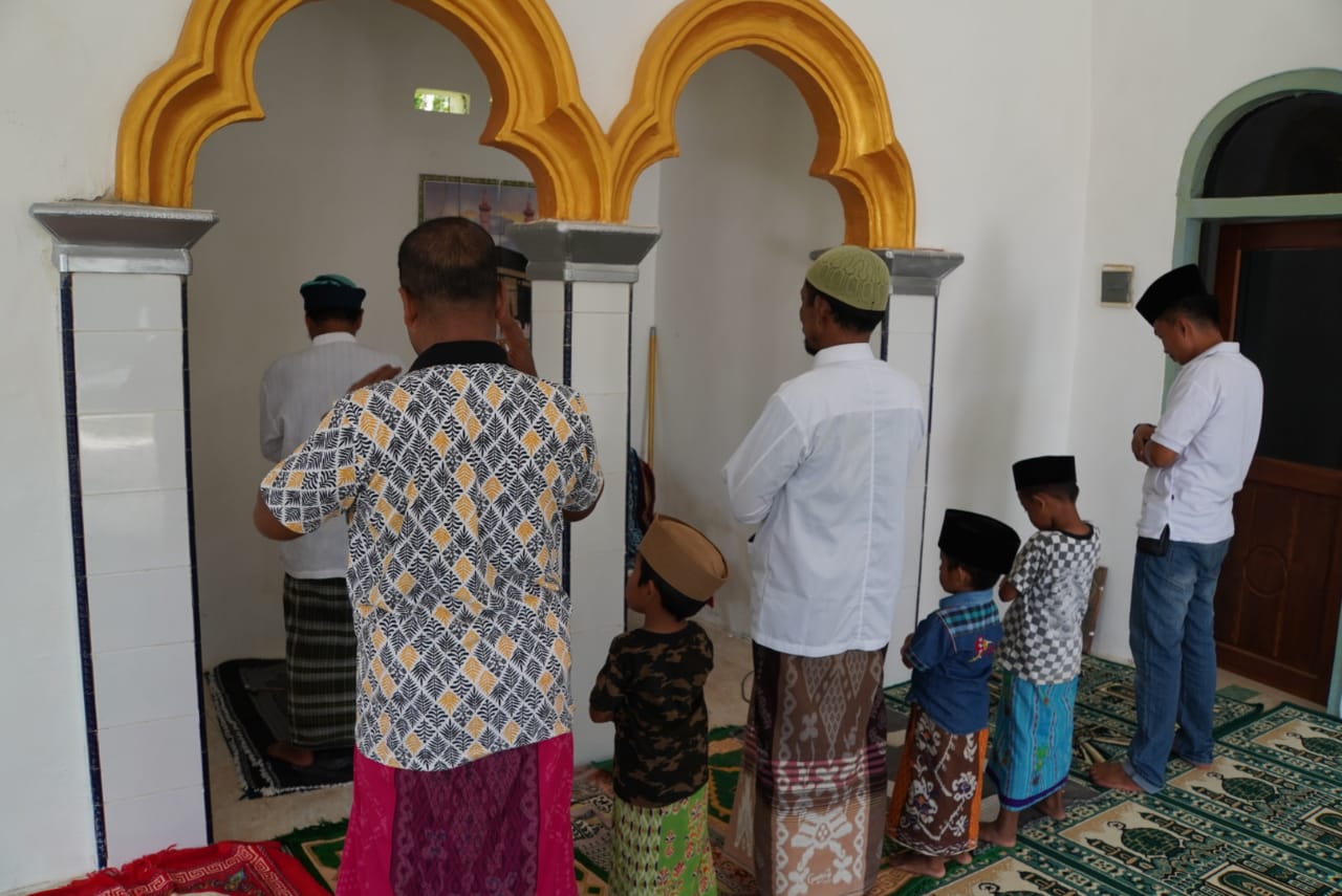 Jamaah Masjid Al-Muttaqin Normal Kembali Pasca TMMD Jamaah Masjid Al-Muttaqin Normal Kembali Pasca TMMD